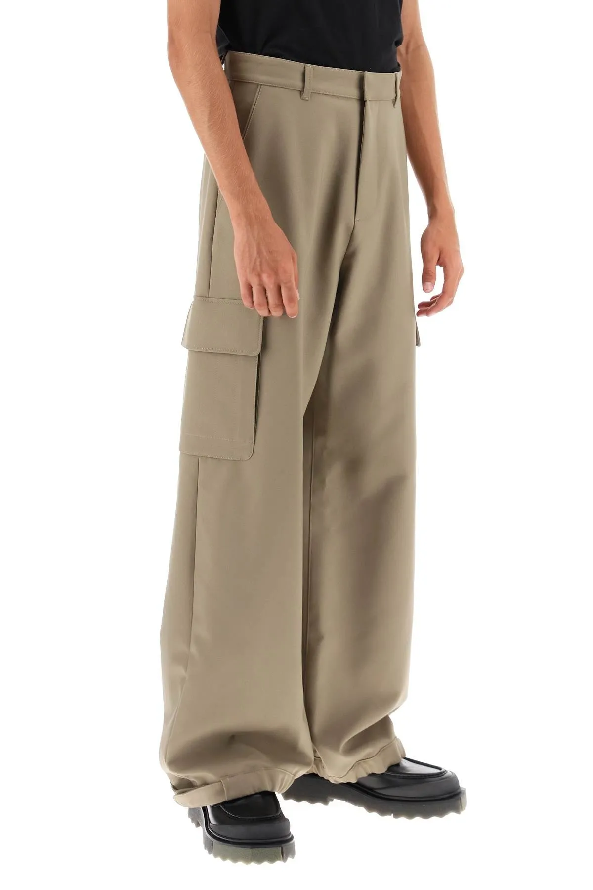 baggy fit cargo pants