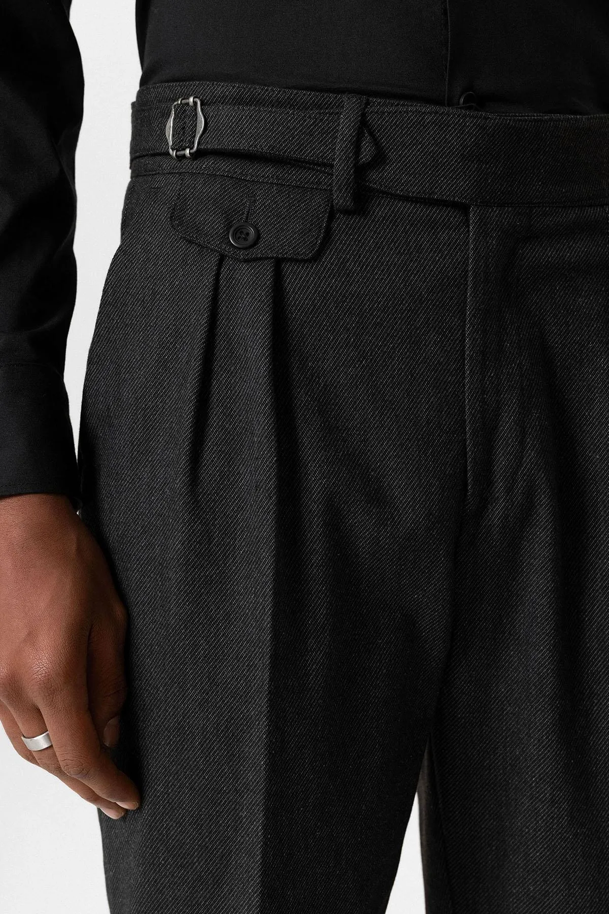 Black High-Waisted Men's Trousers with Buckle Detail - Wessi