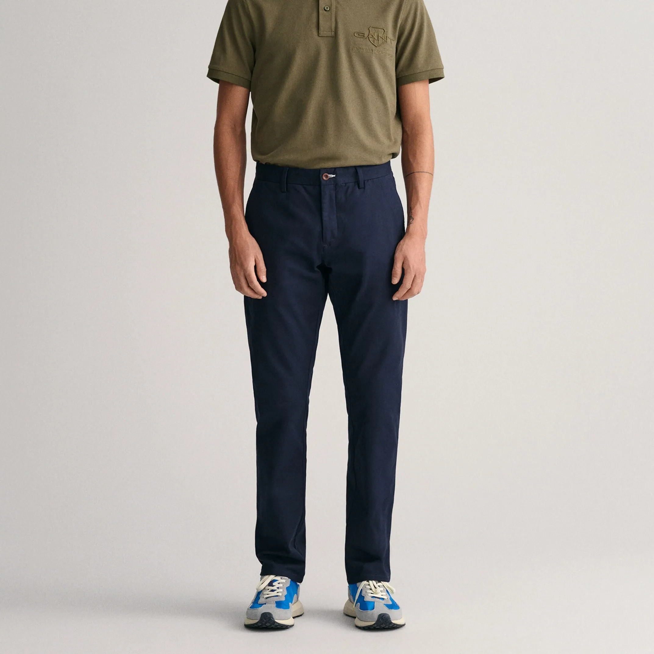 GANT Slim Fit Tech Prep™ Chinos in Marine Navy