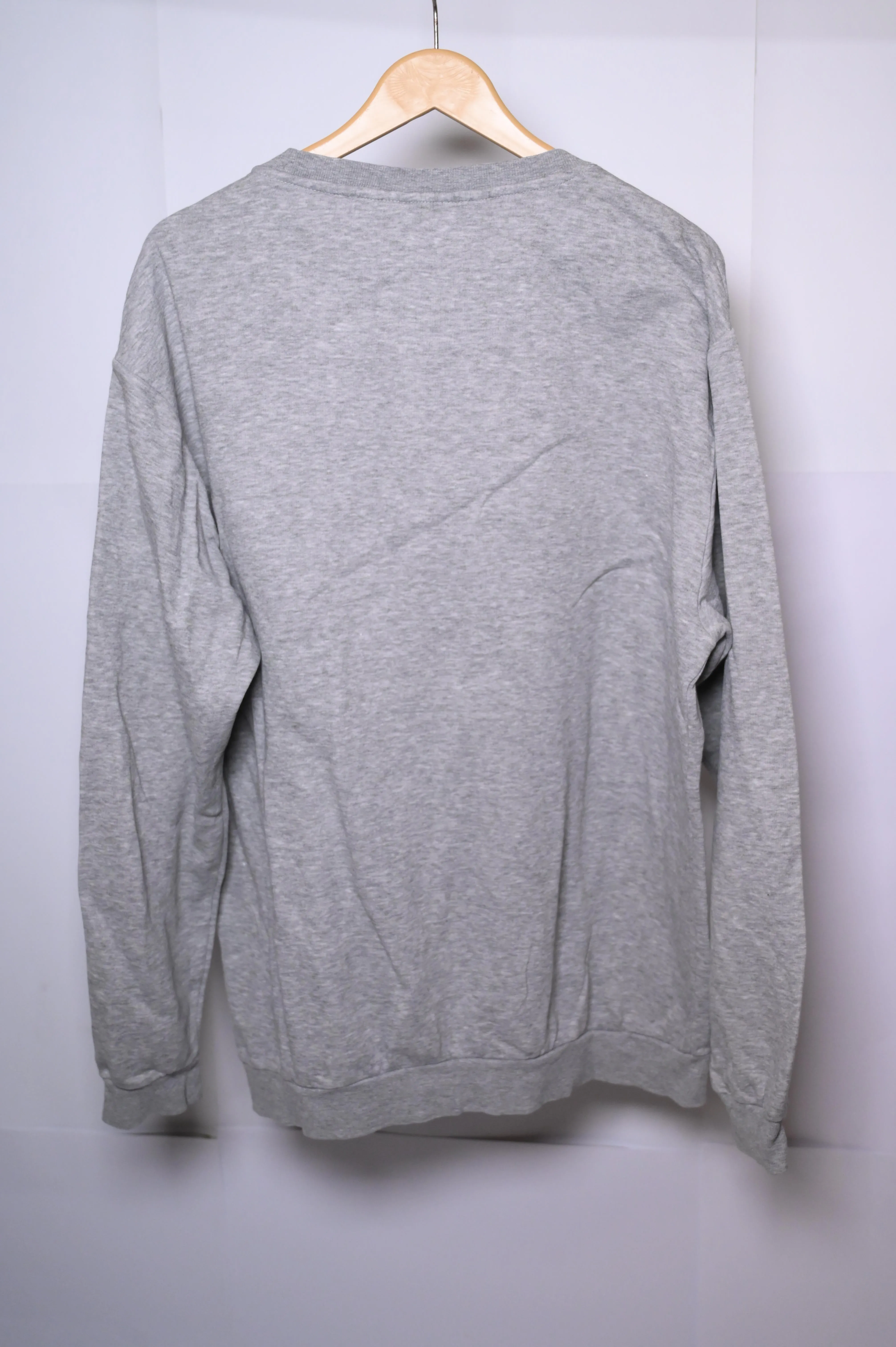 H&M Grey Sweatshirt - Large