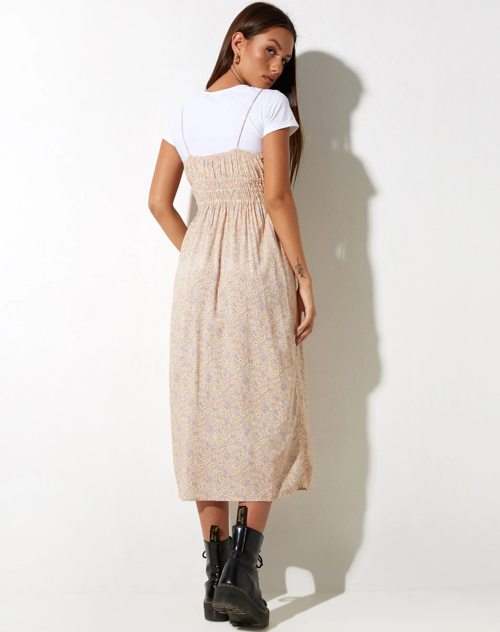 Jeyro Midi Dress in 70's Prairie Girl Floral