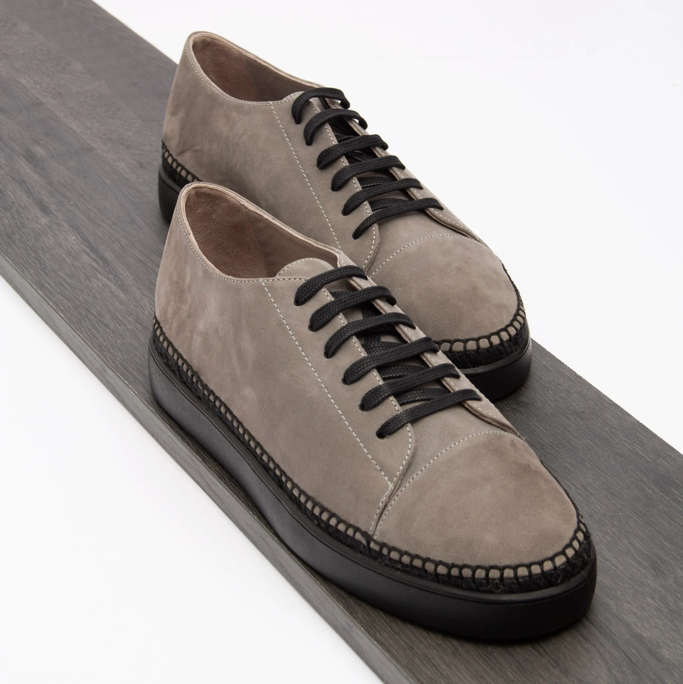 Menlow Grey Leather