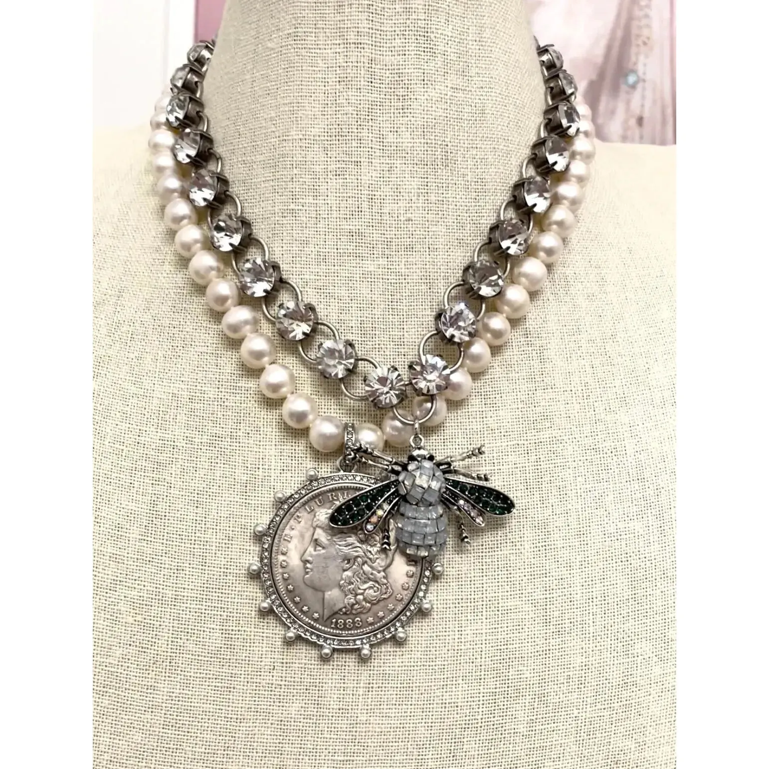 Queen Bee Necklace - Irredescent