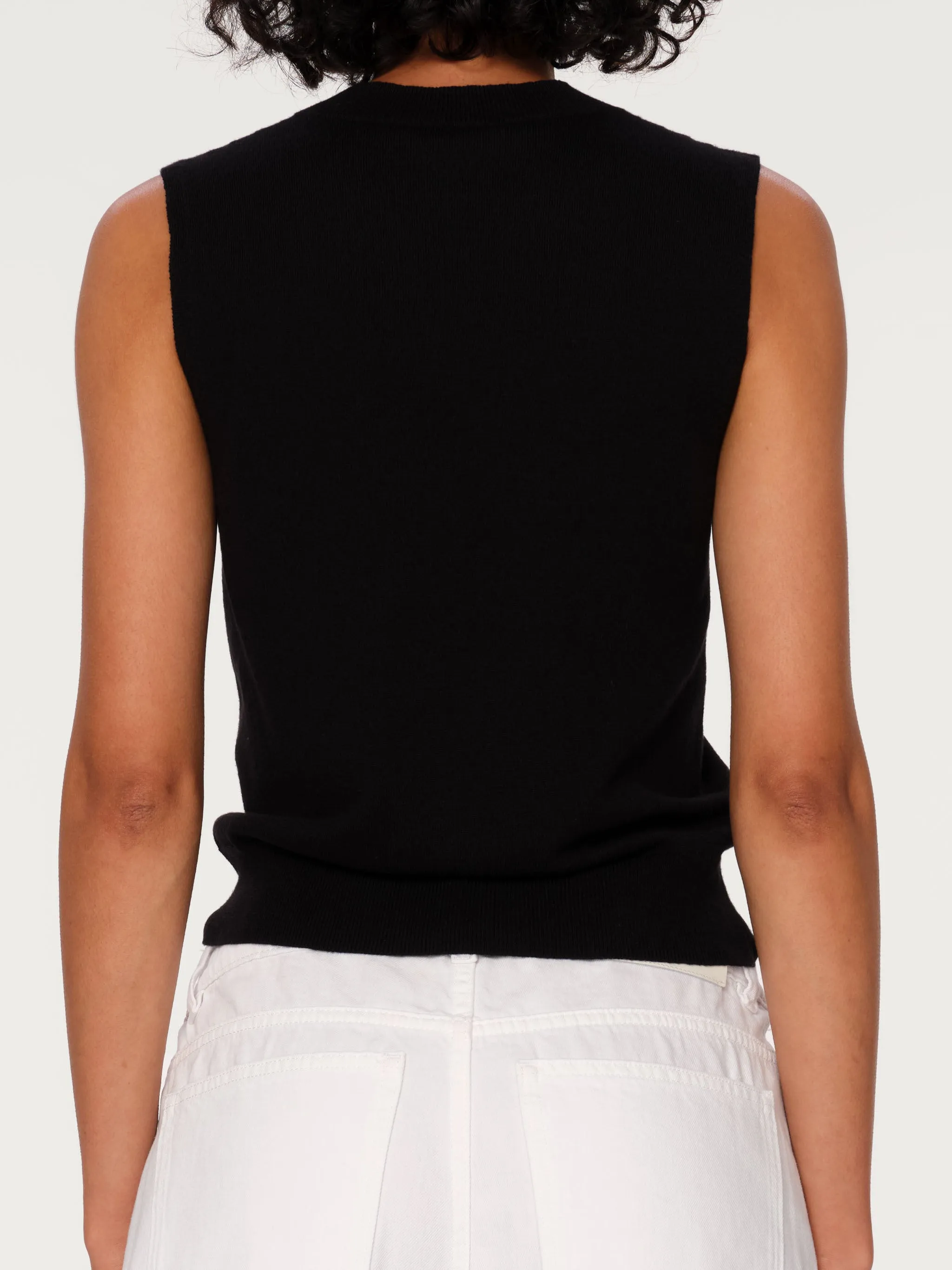 Sleeveless Crewneck | Black