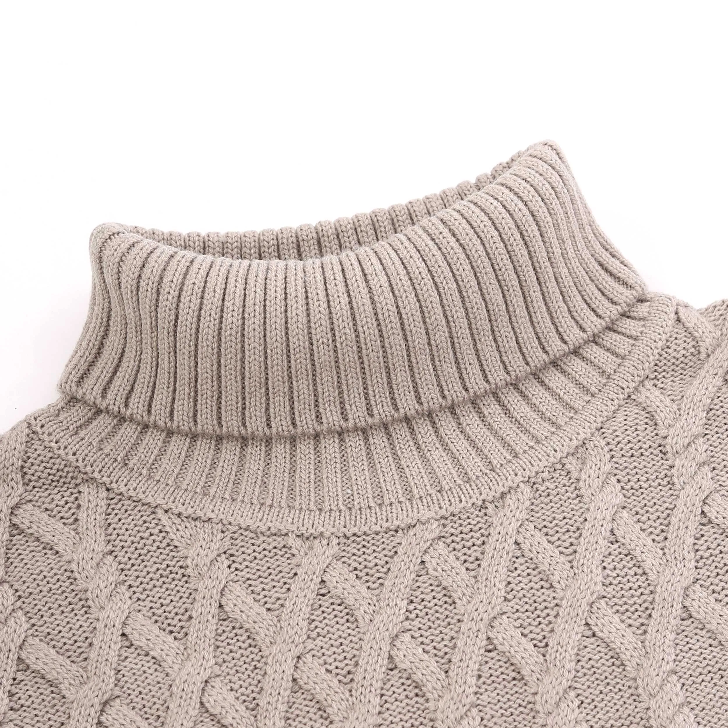 Thomas Maine Chunky Cable Roll Neck Knitwear in Oatmeal